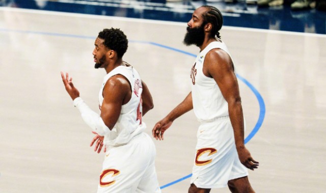 开云体育首页登陆-骑士主场战鱼腩！哈登再添新帮手，携手米切尔剑指2连胜追前三